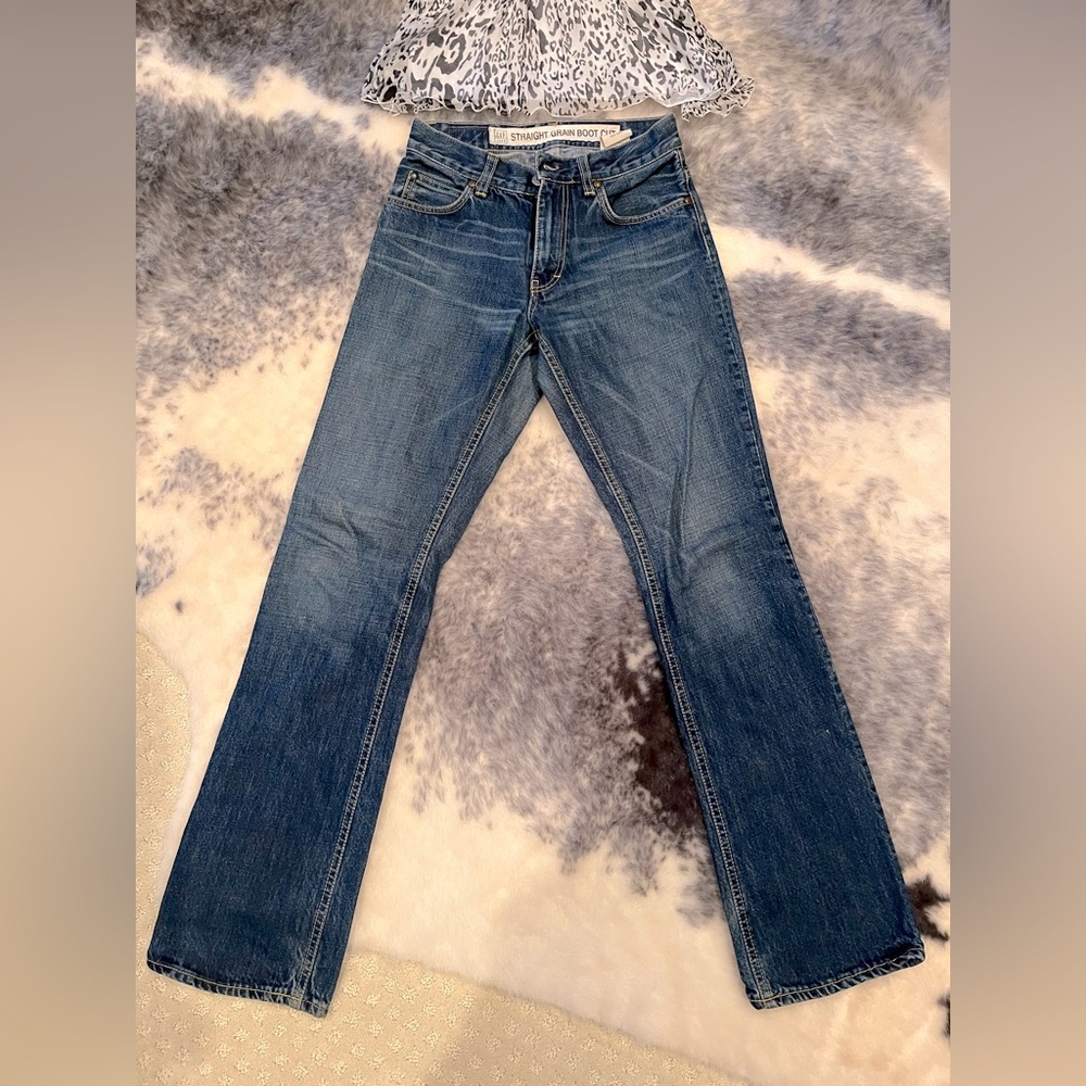 Gap 1969 straight leg,  boot cut,  blue jean, size 26W 32L